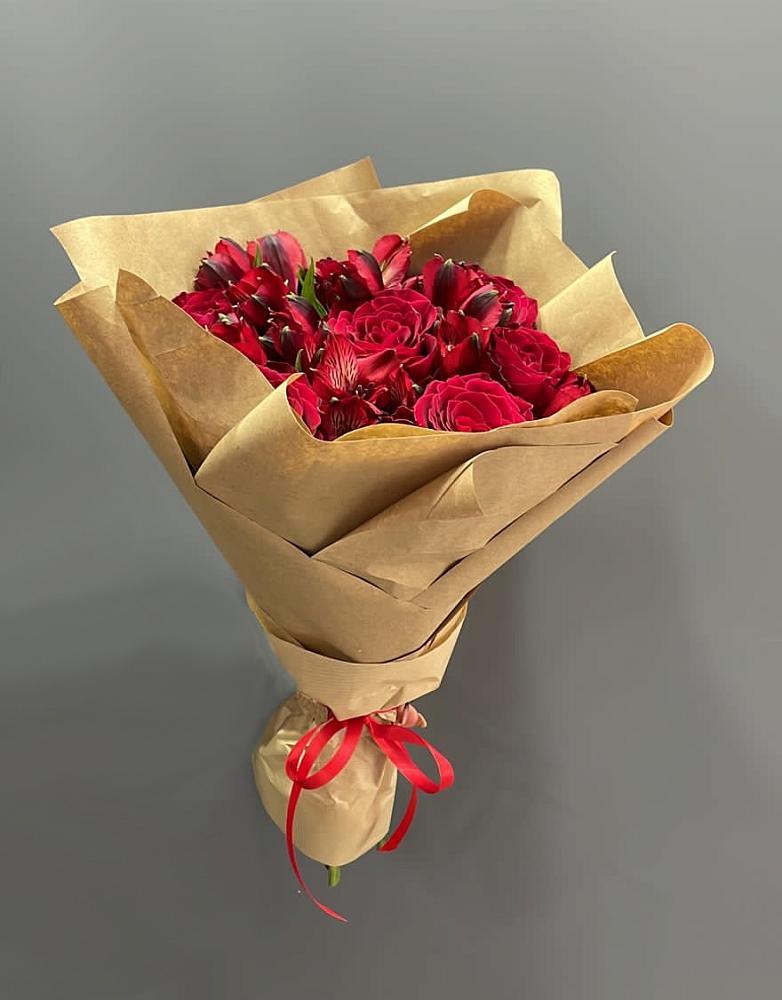 Букет цветов из: Альстромерии и Розы в Красногвардейском Республика Крым