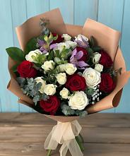 Букет цветов из:  Розы и Альстромерии #REPLACE_PRED# Красногвардейском Республика Крым