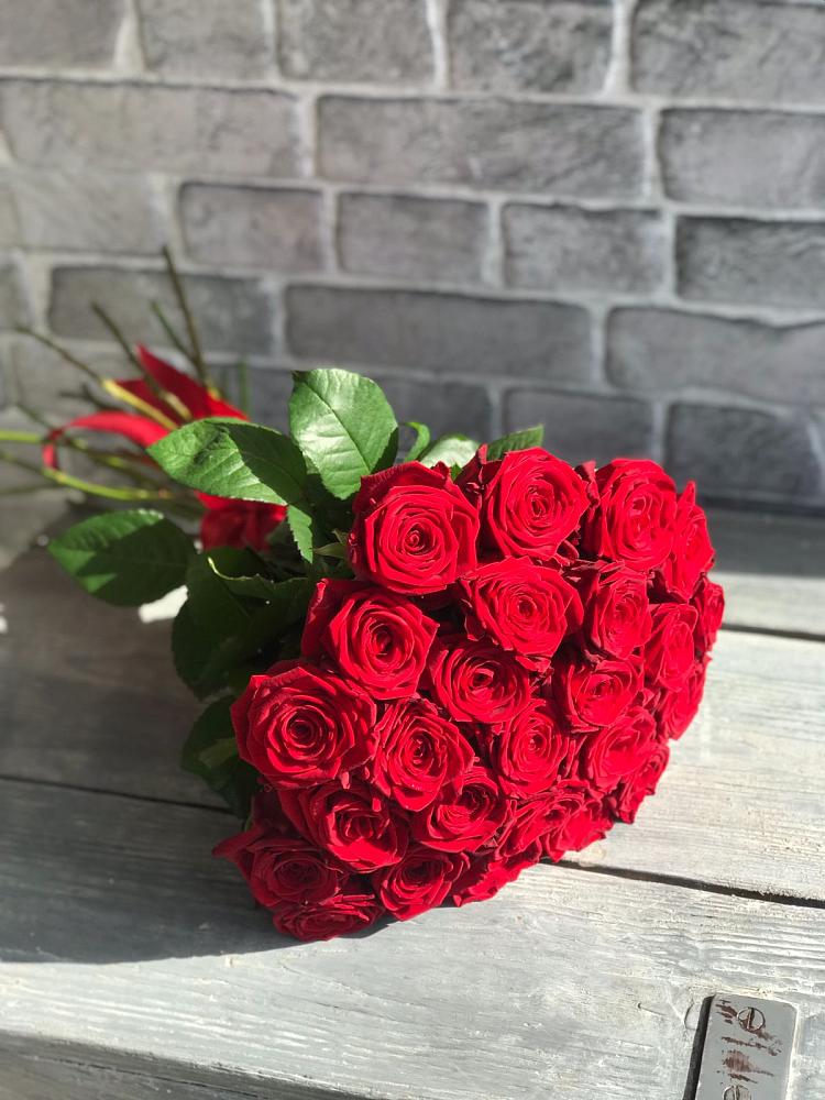 Букет Красные розы Фридом в Красногвардейском Республика Крым