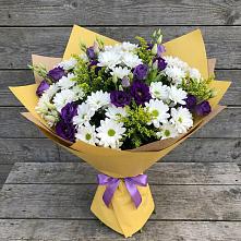 Букет цветов из:  Ирисы, Хризантемы и Ромашки в Красногвардейском Республика Крым