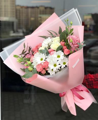 Букет цветов из: Розы, Лизиантусы и Хризантемы в Красногвардейском Республика Крым