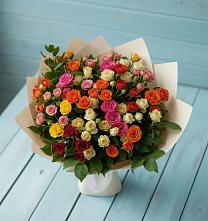 Букет Микс из разноцветных кустовых роз в Красногвардейском Республика Крым